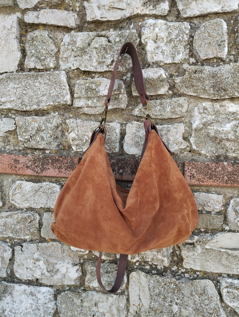 Borsa Hobo taglia larga e bassa in pelle color tabacco