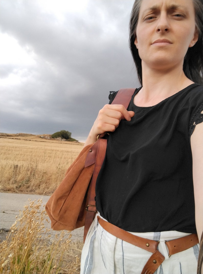Borsa Hobo taglia larga e bassa in pelle color tabacco