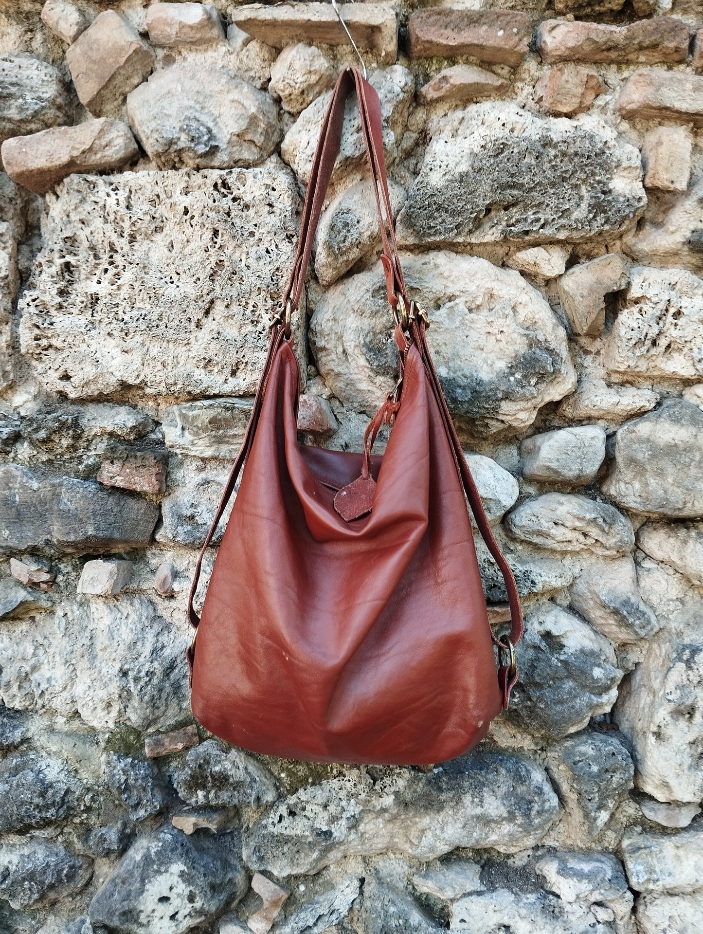 Borsa/zaino convertibile in pelle color cognac